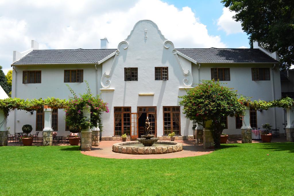 Le Chateau Guest House And Conference Centre Kempton Park Exterior foto
